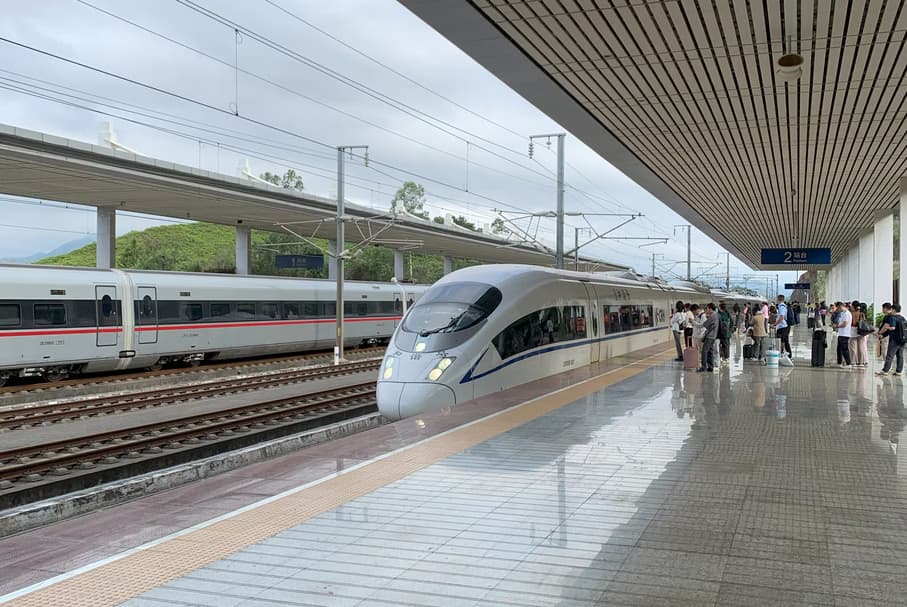 Qingyuan bullet train